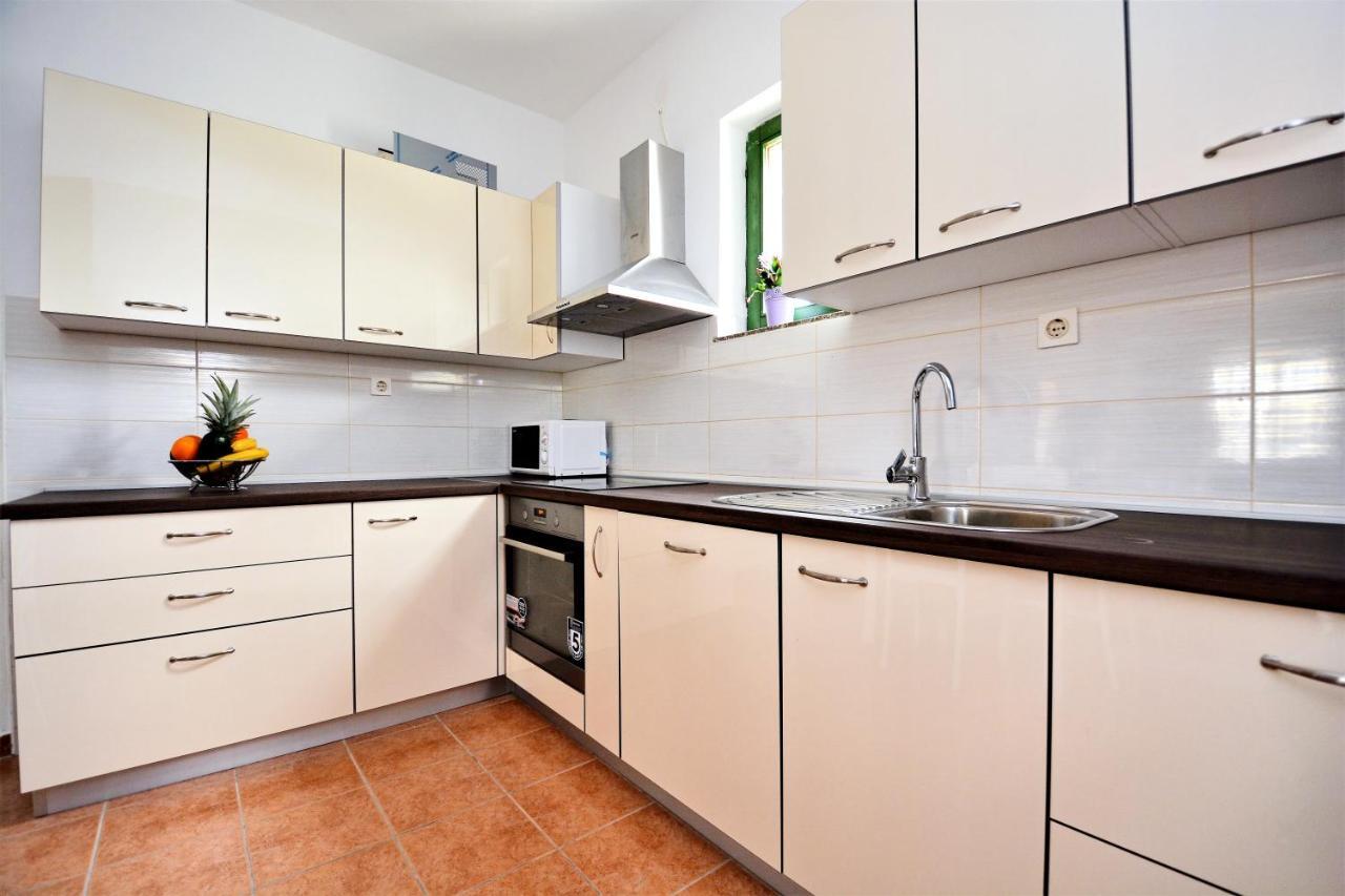 Allegro Apartment *