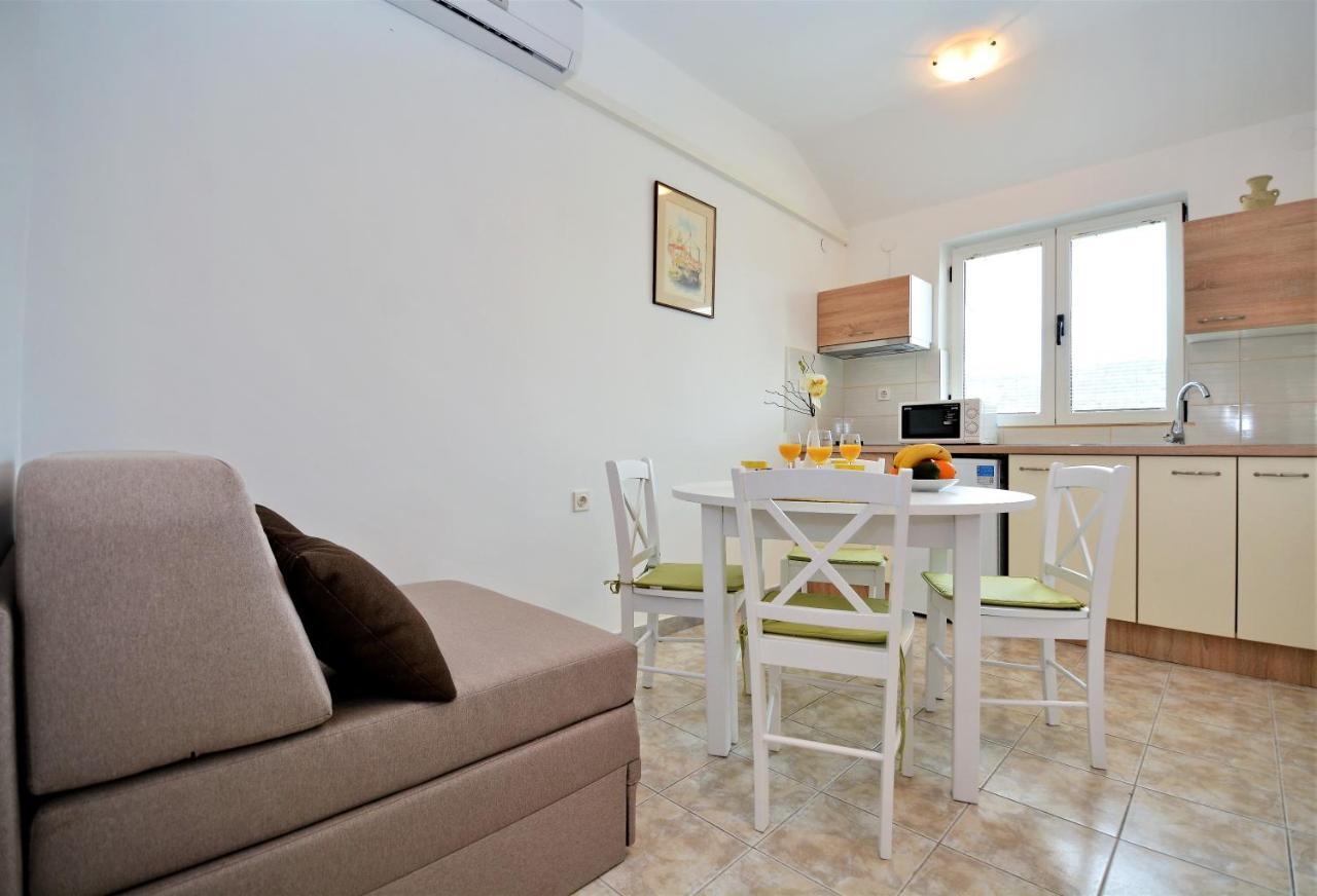 Apartment Allegro *