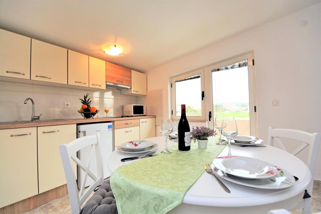 Apartment Allegro Sukosan