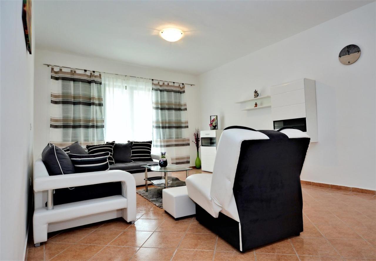 Apartment Allegro