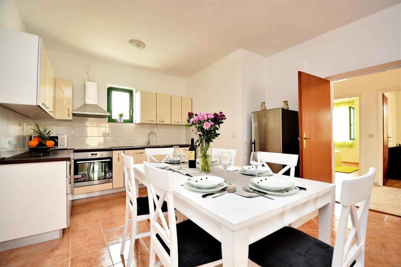 Allegro Apartment *